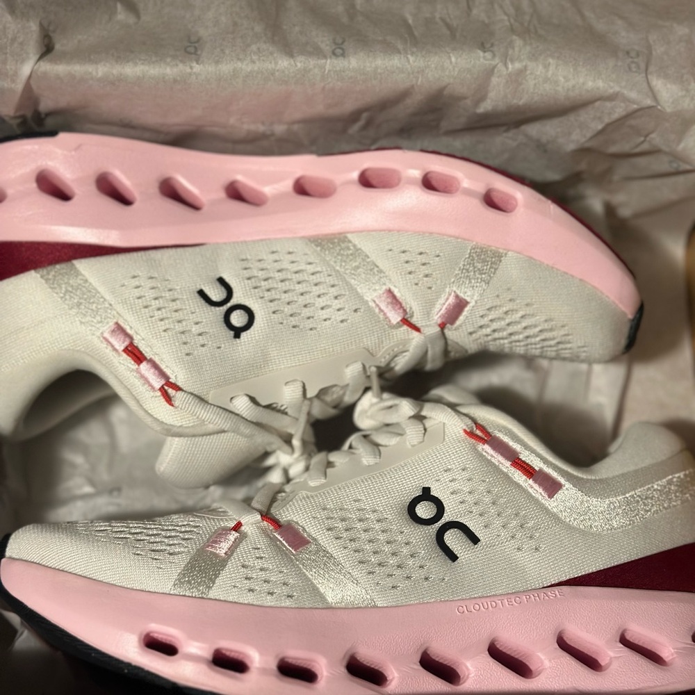 On Running Cloudsurfer 2 Women’s Athletic Shoes - White and Pink - Picture 5 of 5